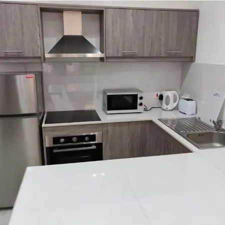 شقة Practical And Versatile Studio In Msida, Perfect For Travelers *